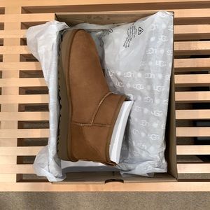 UGG | Classic Ultra Mini Boots In Chestnut NEW